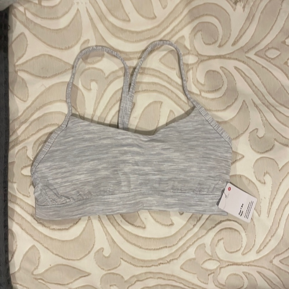 NWT Lululemon Flow Y Bra
